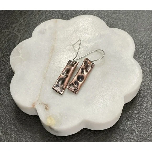 Artisan Hammered copper Art Earrings Brutalist Modernist MCM Boho Dangle - Picture 3 of 6